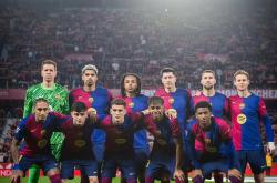 足球直播平台-塞维利亚客场告捷，全队表现出色