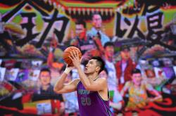 足球直播在线观看-猛龙横扫山东队，陶汉林高光表现