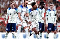 足球直播在线观看-包含英格兰vs阿尔巴尼亚：双方争夺关键三分的词条