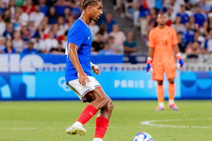 塞维利亚队新签约的球员备受瞩目 塞维利亚队新签约的球员备受瞩目