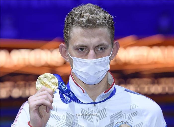 智利游泳选手凭借实力,夺得金牌 智利游泳选手凭借实力,夺得金牌