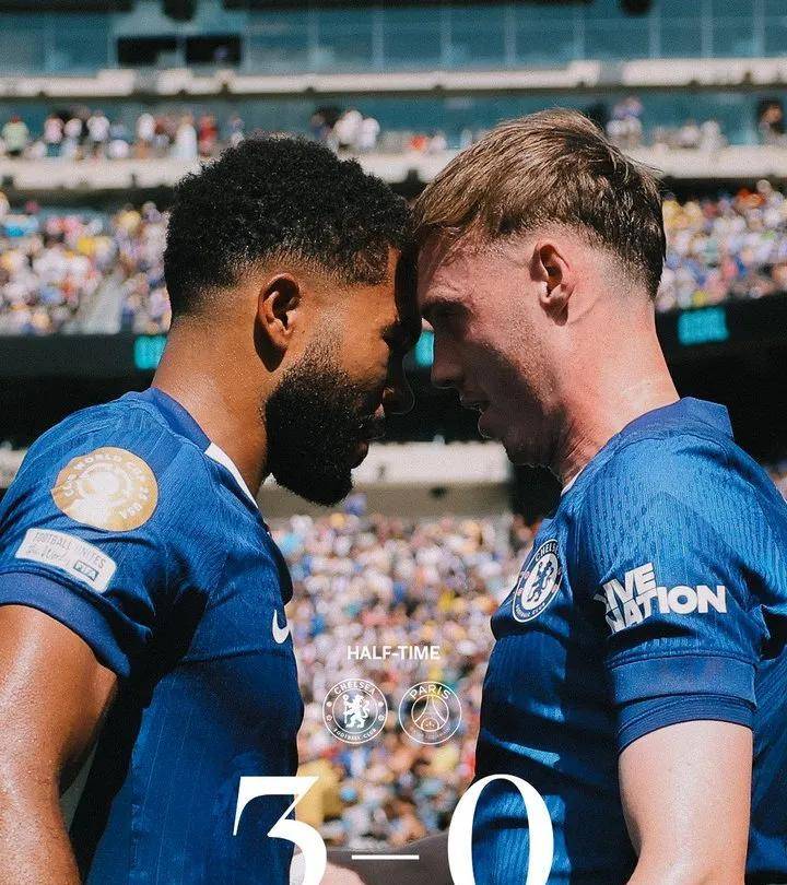 切尔西完胜!蓝军双星破门,压倒性优势击败对手 切尔西完胜!蓝军双星破门,压倒性优势击败对手