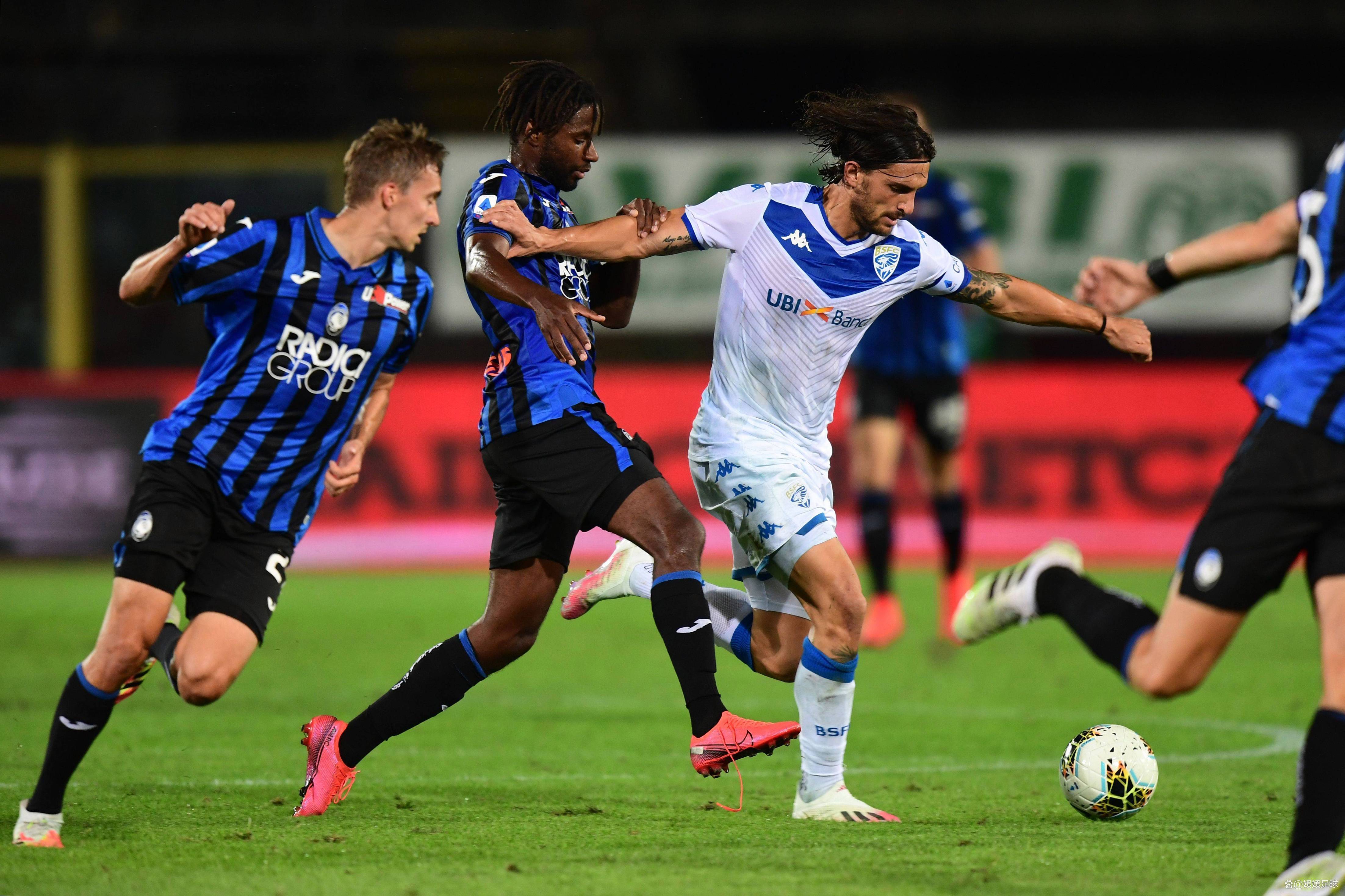 意甲联赛新规则带来争议 意甲联赛新规则带来争议