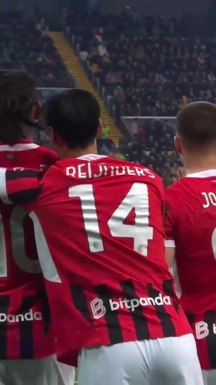 乌迪内斯客场击败AC米兰,豪取三分 乌迪内斯客场击败AC米兰,豪取三分