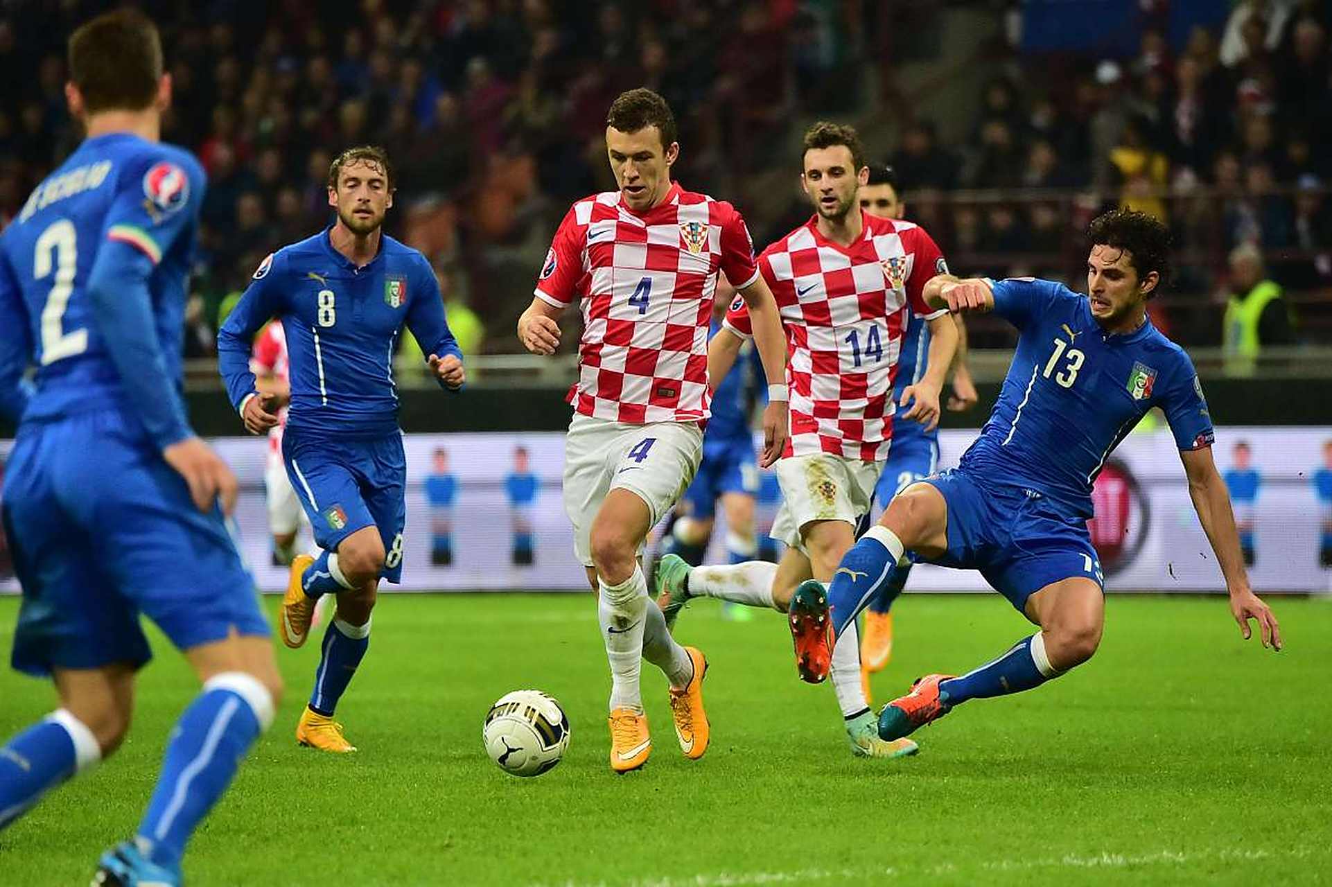 包含克罗地亚队胜出,欧预赛前途如虹的词条 包含克罗地亚队胜出,欧预赛前途如虹的词条