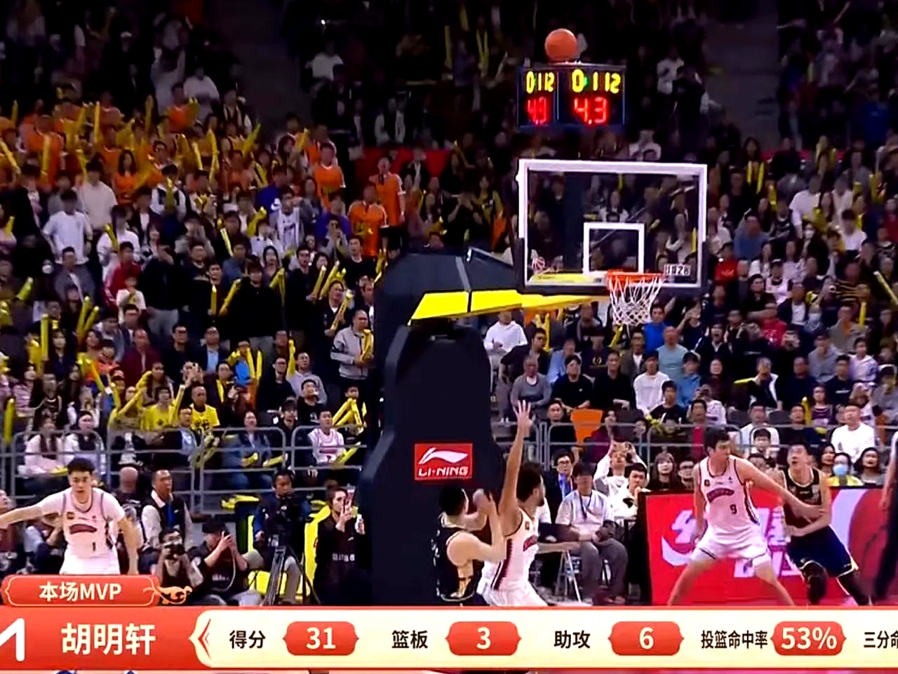 球队完胜对手，士气高昂备战关键比赛