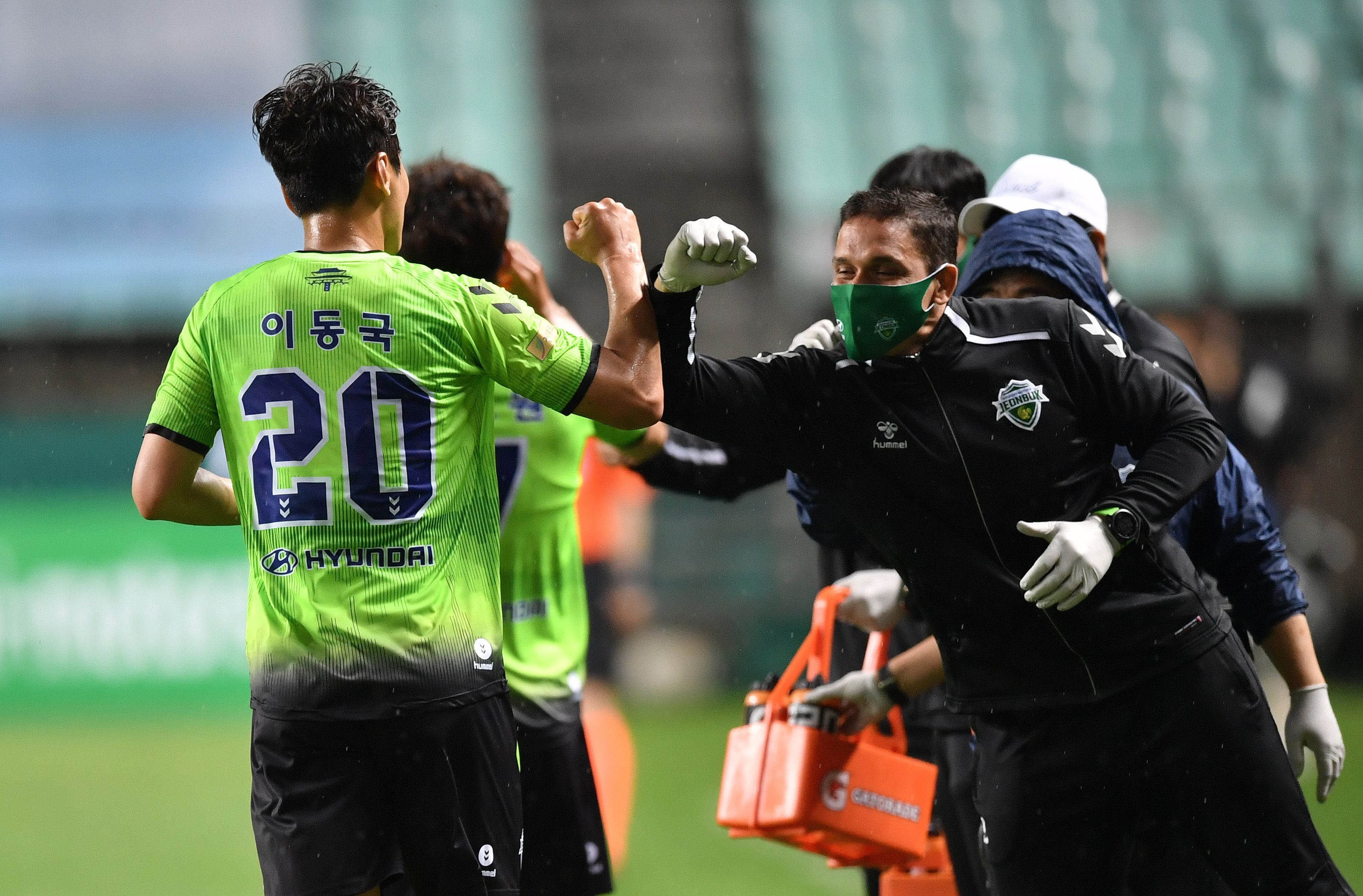 韩国球队全北现代惨遭淘汰无缘亚冠16强 韩国球队全北现代惨遭淘汰无缘亚冠16强